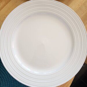 Better Homes & Gardens Anniston White Dinner Plate 11”